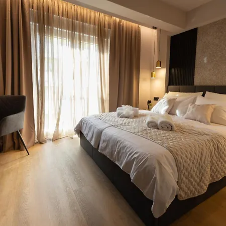 Aurum Ponte Superior Apartman Zára